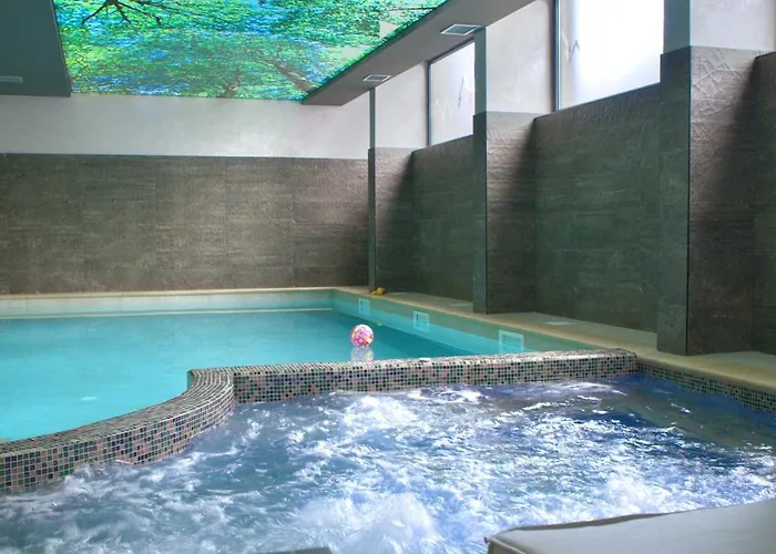 アパート Forest Zlatni Bor ズラティボール